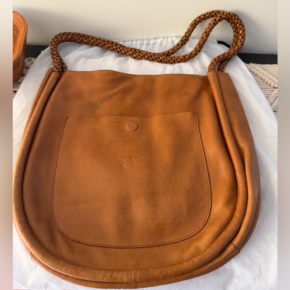 Latico Sunbeam Leather Shoulderbag